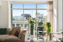 Stunning Modern Condo with Bay Views in Prime Nob Hill Location