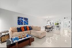 350 Lakeview Drive,Weston, FL, 33326