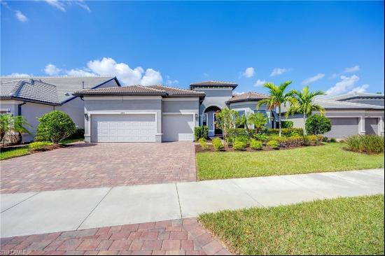 6883 Cocoplum ST, Naples, FL, 34114, USA