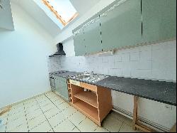 VIEUX LILLE, RUE D'ANGLETERRE! DUPLEX TYPE 3 DE 93sqm REFAIT A NEUF!