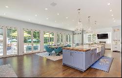 Luxurious Rental Oasis: Unparalleled Space & Style for Entertain