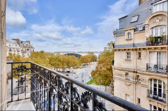 Elegant apartment with unobstructed views and balconies