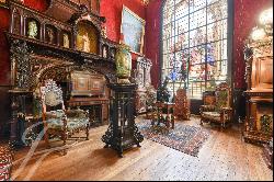 Unique apartment in Paris