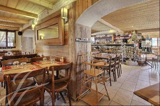 Restaurant with ski-in/out guest rooms in Les Crosets