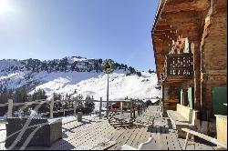 Restaurant with ski-in/out guest rooms in Les Crosets