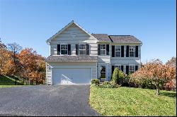 234 Sussex Way, Unity Twp PA 15601