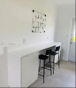 2001 NE 167th St Unit 8, North Miami Beach FL 33162