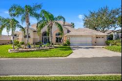 5740 Bounty Circle, Tavares FL 32778