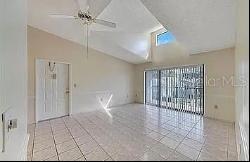 1308 Pine Ridge Circle E #E3, Tarpon Springs FL 34688