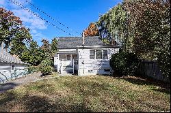 27 Titus Road, Glen Cove NY 11542