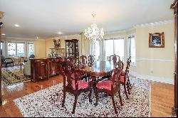 183 Aldershot Lane, Manhasset NY 11030