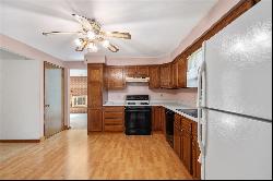 276 Lewis Run Rd, West Mifflin PA 15122