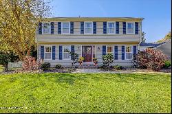 6 Rambling Brook Drive, Holmdel NJ 07733