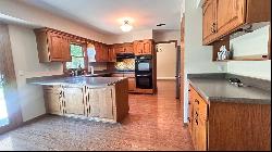 2850 N 124th St, Wauwatosa WI 53222