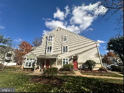 1004 Yarmouth Lane Unit B, Mount Laurel NJ 08054