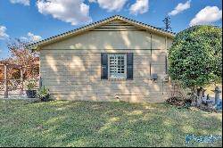 2412 Gwen Street, Scottsboro AL 35768