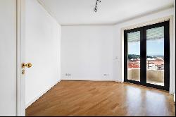 Flat, 2 bedrooms, for Rent