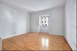 Flat, 2 bedrooms, for Rent