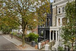 Striking family home in Notting Hill