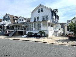 3 N Surrey Ave, Ventnor NJ 08406