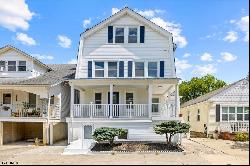 3 N Surrey Ave, Ventnor NJ 08406