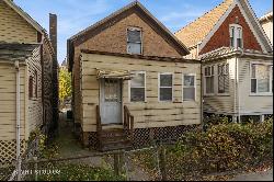 320 S Whipple Street, Chicago IL 60612