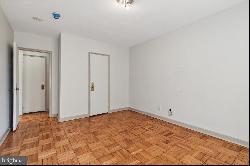 2601 Pennsylvania Avenue Unit 433, Philadelphia PA 19130