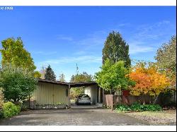 278 Hambletonian Dr, Eugene OR 97401