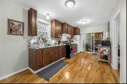 1115 W 18TH Place, Chicago IL 60608