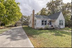 727 Meadow Lane, Bryan TX 77802