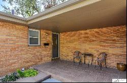 2930 S 135th Street, Omaha NE 68144