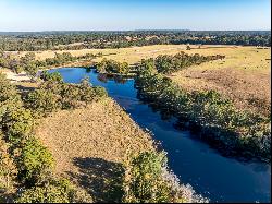 MODERN COUNTRY HOME AND ACREAGE FOR SALE IN EAST TX