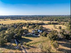 MODERN COUNTRY HOME AND ACREAGE FOR SALE IN EAST TX