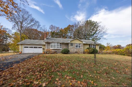 15 Leonard Drive, East Hartford CT 06118