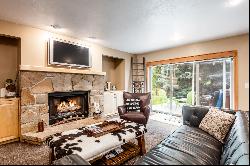 Expansive Ranch Place Family Home in Prime Park City Location