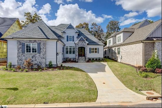 202 Chestnut Pond Lane, Simpsonville SC 29681