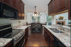 2707 Knoll Trail, Euless TX 76039