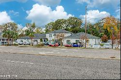 1630 Military Cutoff Road Unit 104, Wilmington NC 28403