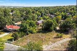 Prime location in Wheat Ridge!