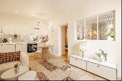 Renovated and furnished two bedroom apartment in the heart of Vieux-Nice.