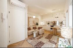 Renovated and furnished two bedroom apartment in the heart of Vieux-Nice.