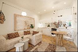 Renovated and furnished two bedroom apartment in the heart of Vieux-Nice.