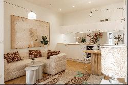 Renovated and furnished two bedroom apartment in the heart of Vieux-Nice.