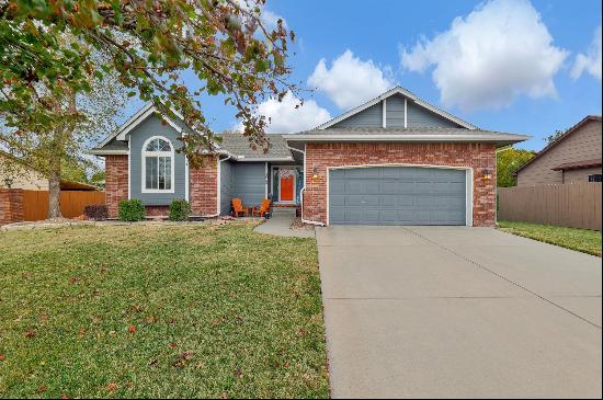 2806 N Meadow Oaks St, Wichita KS 67220