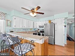 717 Rusty Anchor Road Unit 10, Ocean City MD 21842