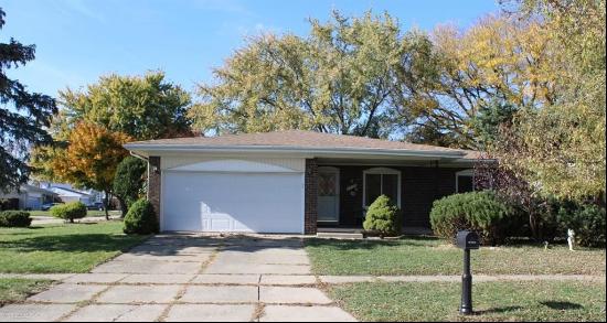 35725 Kincaid Drive, Clinton Township MI 48035