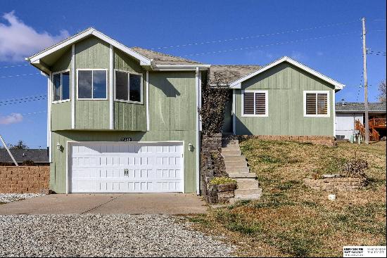 11412 Valley Drive, Blair NE 68008