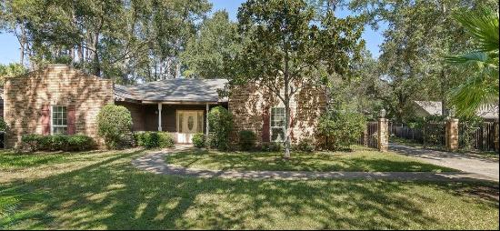 325 Jasmine Drive, Mandeville LA 70471