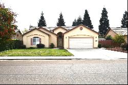 2729 W Oakridge Avenue, Visalia CA 93291