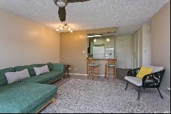 2355 Ala Wai Boulevard Unit 306, Honolulu HI 96815